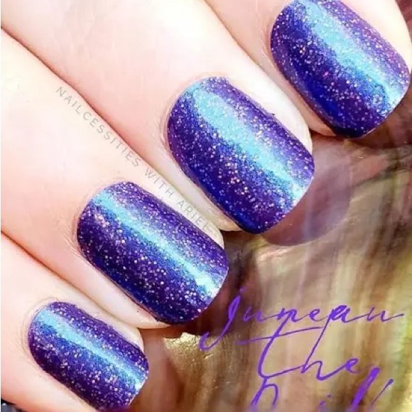 Color Street Other - 🌸Sale:3/$30🌸 Color Street Nail Polish Strips. Shade: Juneau the Drill. NWT.